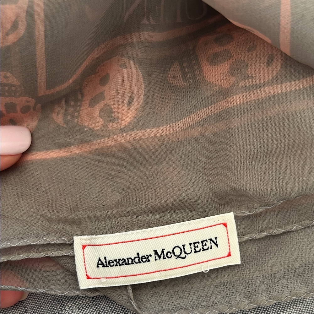 Alexander McQueen Pink and Gray Silk Scarf - Picture 4 of 4
